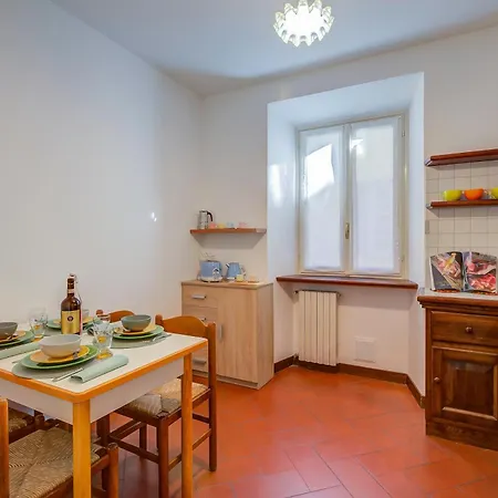 La Casa Di Maddalena Stresa Centre: 2 Bed, 2 Bath, Balconies - Happy Rentals Apartman *