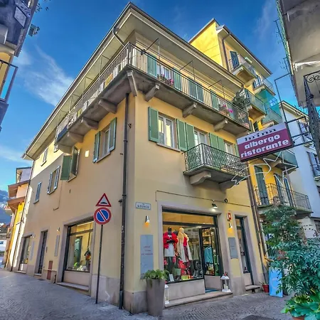La Casa Di Maddalena Stresa Centre: 2 Bed, 2 Bath, Balconies - Happy Rentals Apartman Stresa