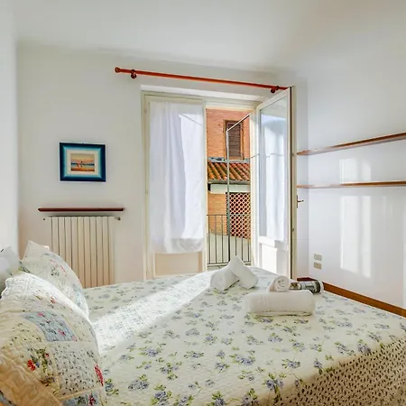 Апартаменты La Casa Di Maddalena Centro - Happy